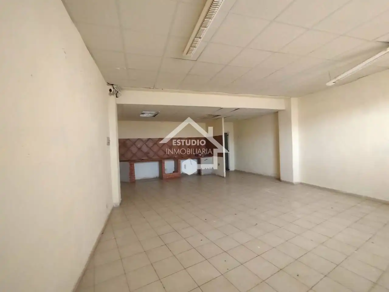 Geschaftsraum zur Miete in Viana