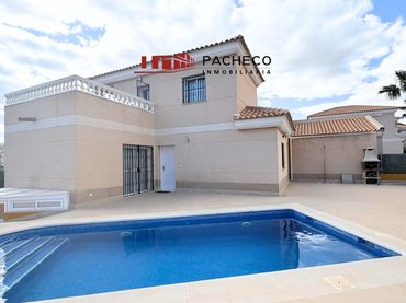 Villa con piscina in vendita a San Juan de los Terreros