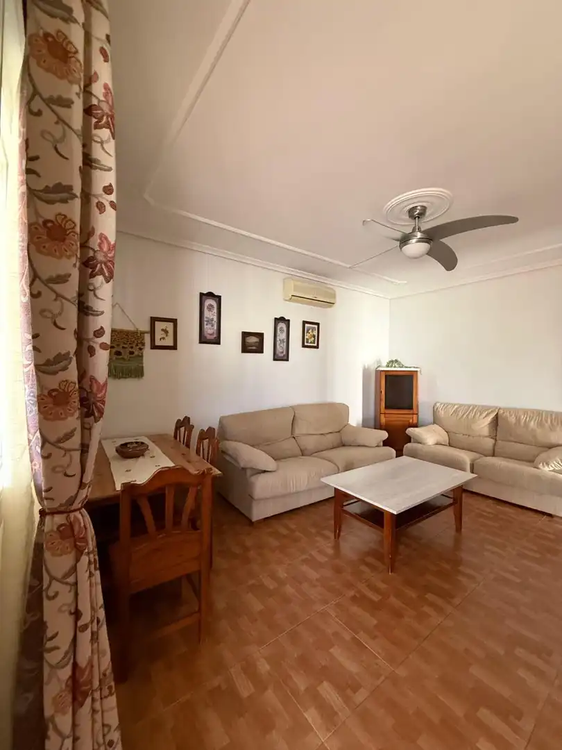 Detached house with pool to rent in Núcleo urbano, imagen 40
