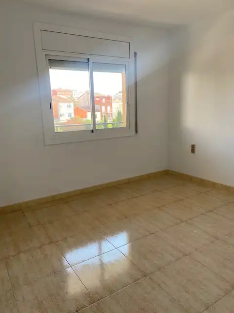 Piso en venta en Avinguda Francesc Marimon, 128, Nucli Urbà
