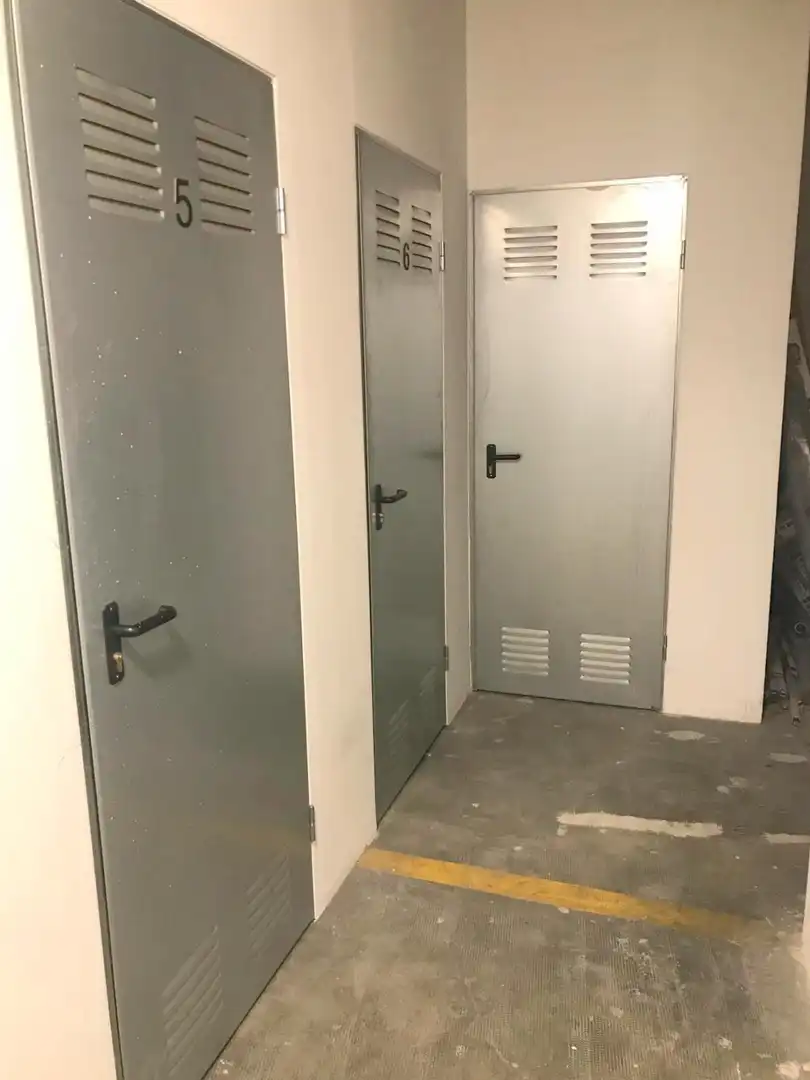 Bathroom of Garage for sale in Arganda del Rey