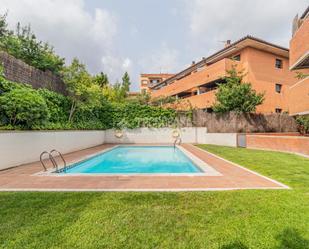 Swimming pool of Flat for sale in Sant Cugat del Vallès  with Air Conditioner, Heating and Storage room