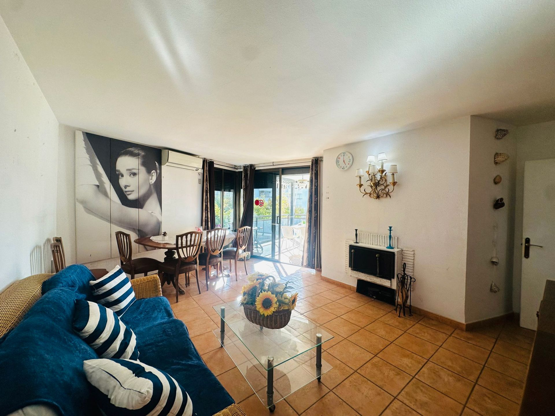 Sala de estar de Piso en venta en Salou con Aire acondicionado, Calefacción y Jardín privado