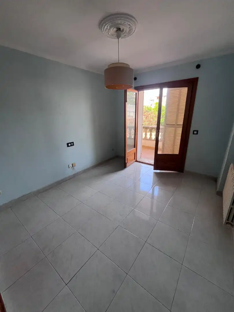 Habitación de Casa adosada en venta en Capdepera con Jardín privado, Trastero y Balcón