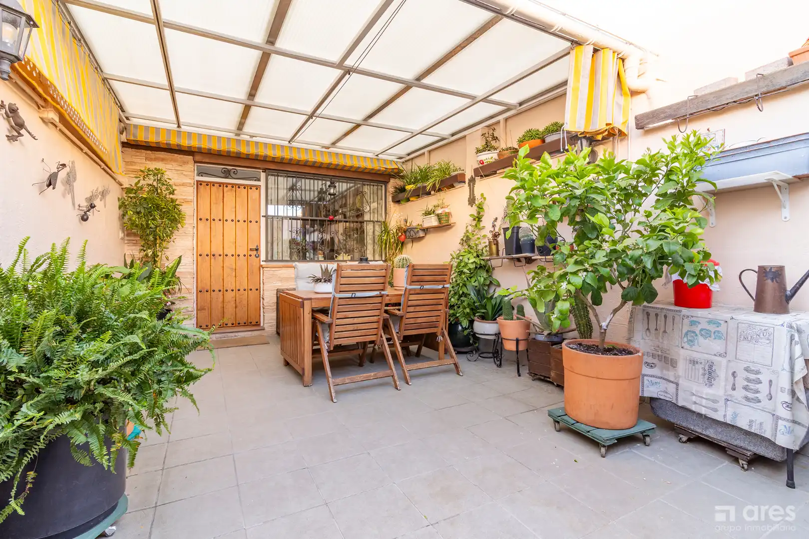 Casa adosada en venta en Calle de Vedra, Entrevías, Puente de Vallecas