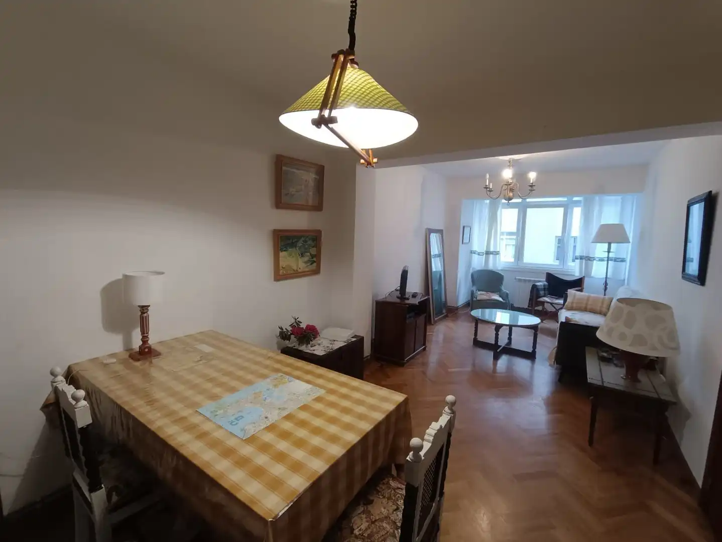 Comedor de Piso de alquiler en A Coruña Capital  con Calefacción y Amueblado