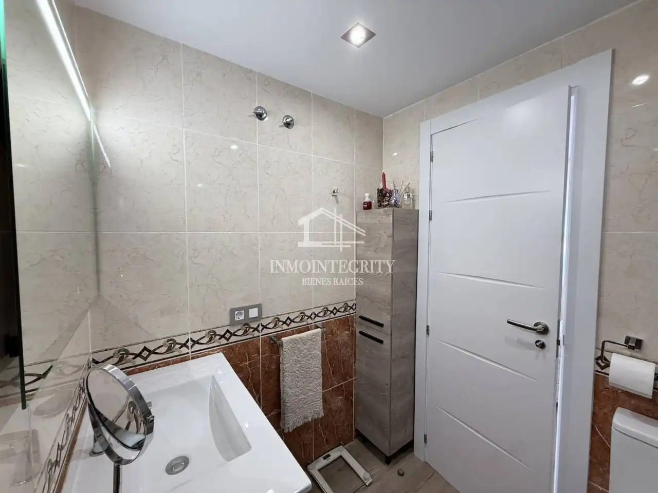Apartments for sale in Oropesa del Mar / Orpesa  with Air Conditioner, Terrace and Furnished