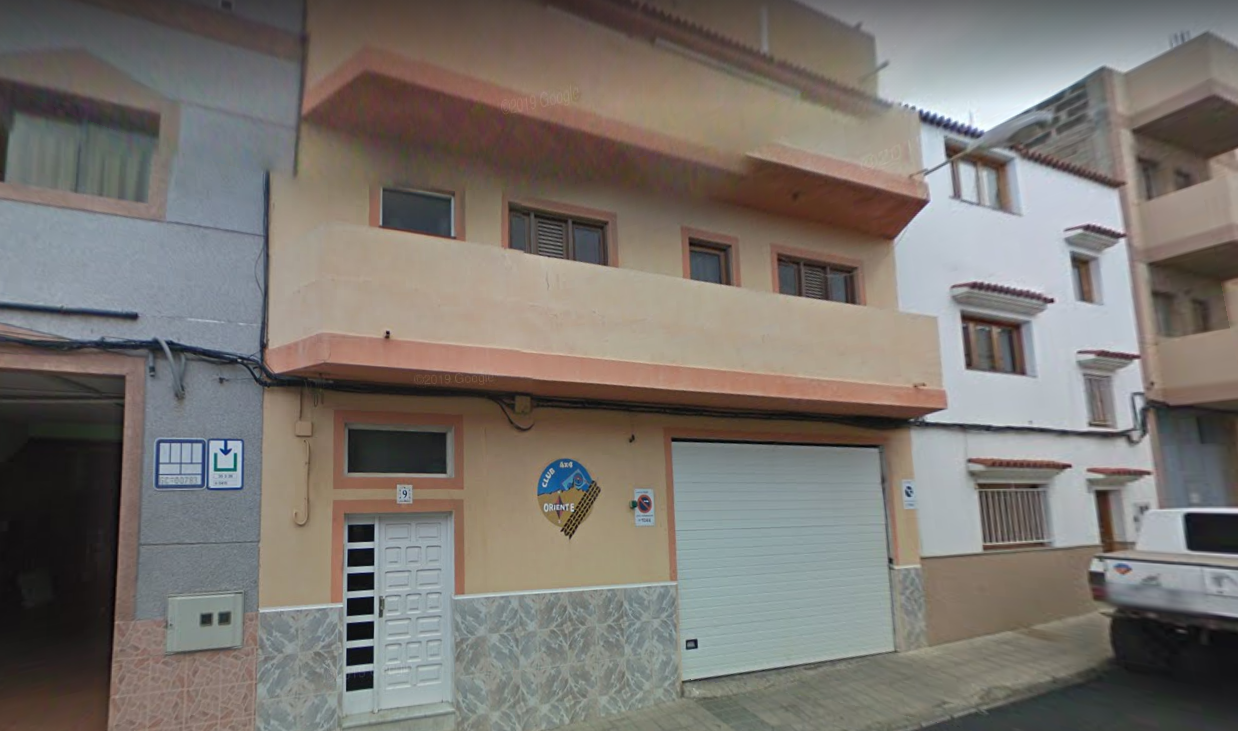 Vista exterior de Piso en venta en Telde