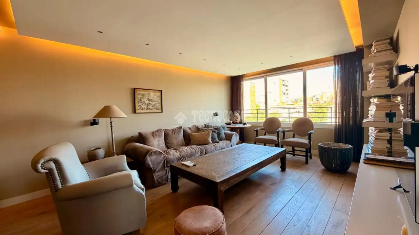 Sala d'estar de Pis en venda en Madrid amb Aire condicionat, Calefacció i Terrassa