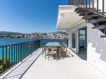 Attico con balcone in vendita a Costa de la Calma