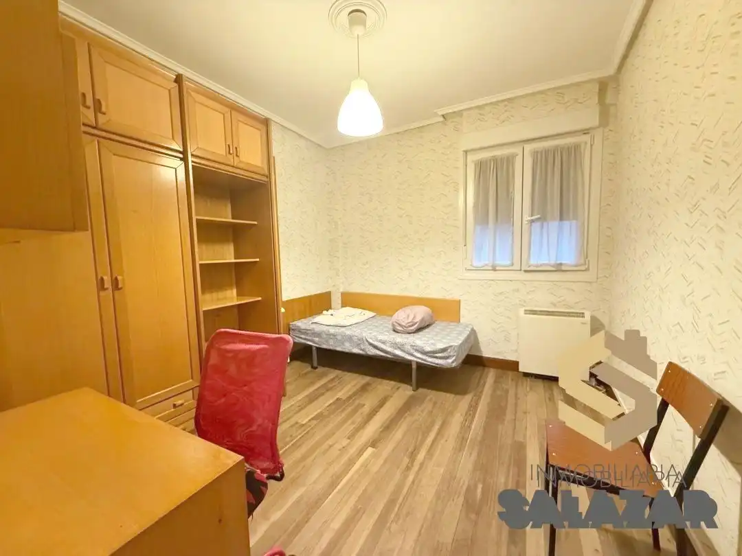 Habitación de Piso de alquiler en Bilbao  con Calefacción