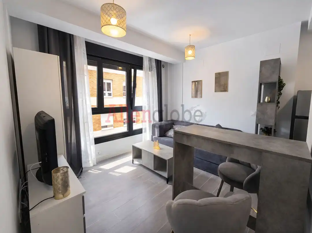 Wohnung zur Miete in Calle Jacinto Benavente, 4, Masip