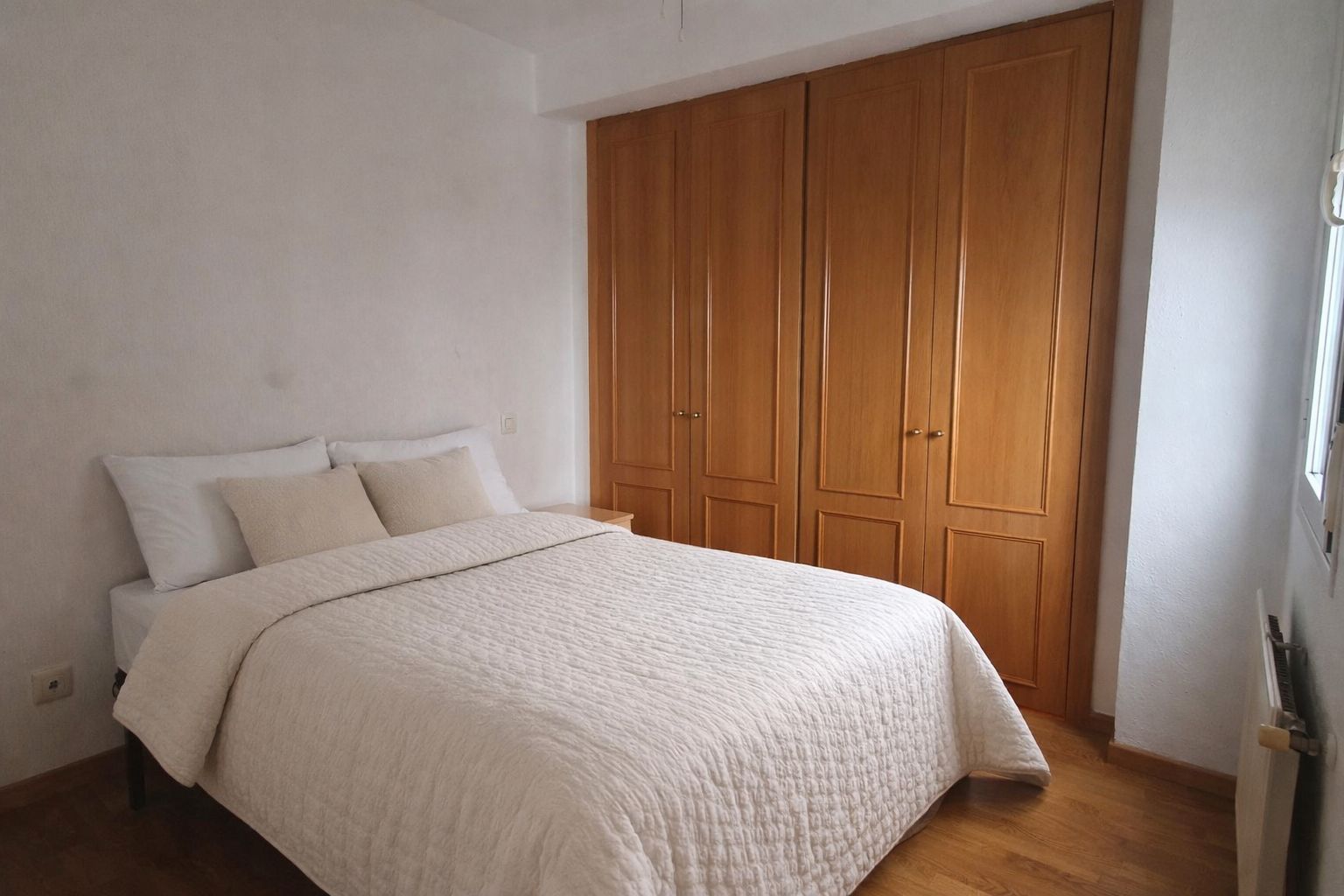 Bedroom of Apartment for sale in  Madrid Capital  with Air Conditioner
