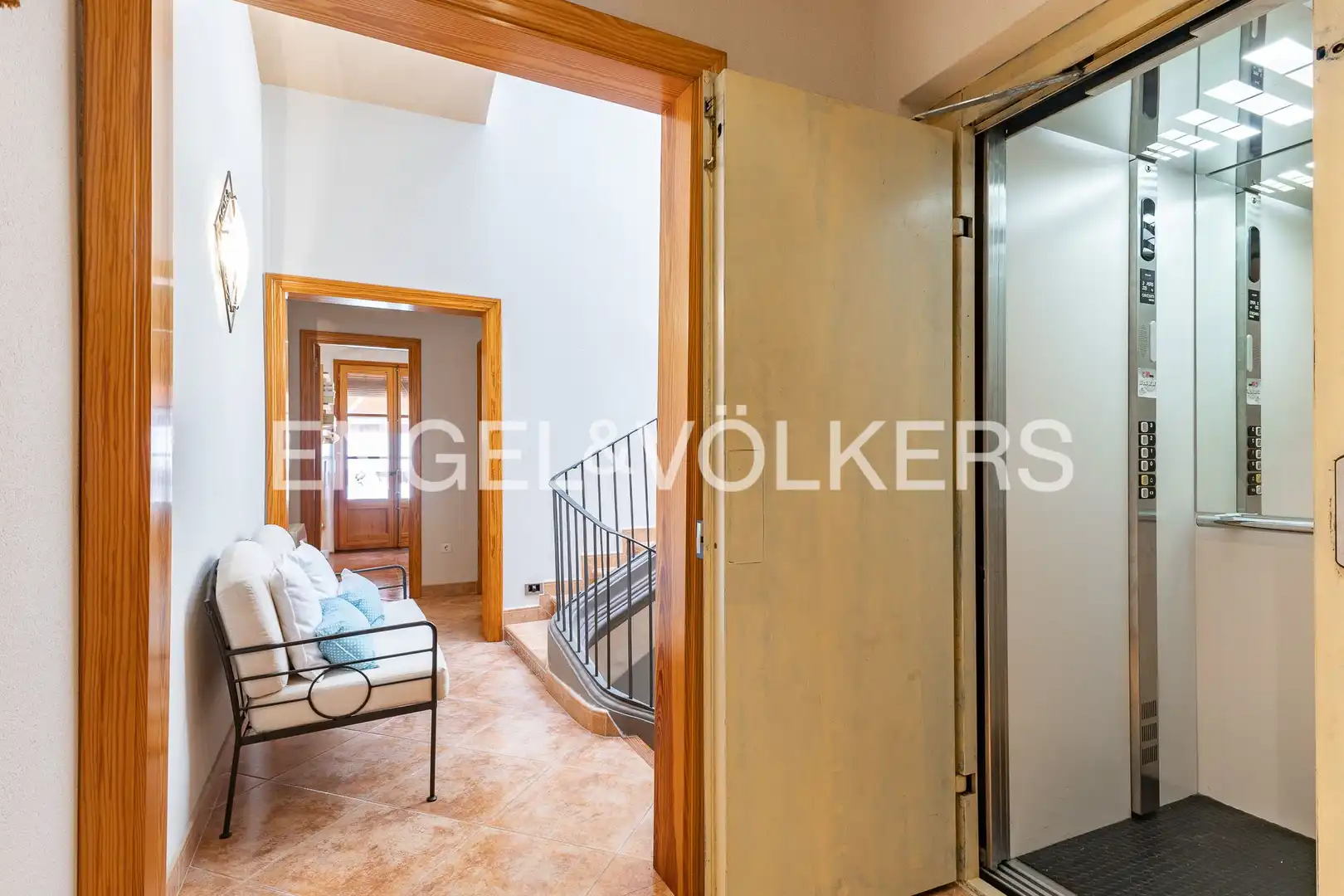 Terraced house with terrace for sale in Centre, imagen 18