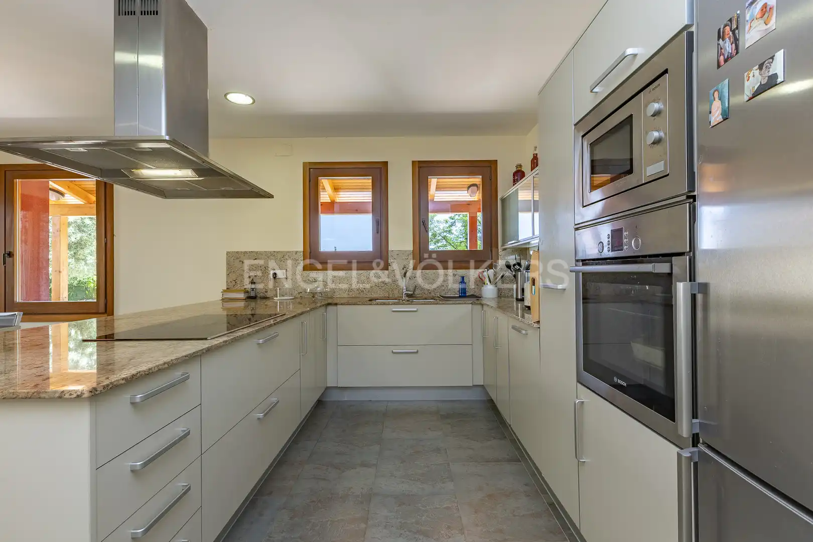 Cocina de Finca rústica en venta en Gallifa con Aire acondicionado, Calefacción y Jardín privado