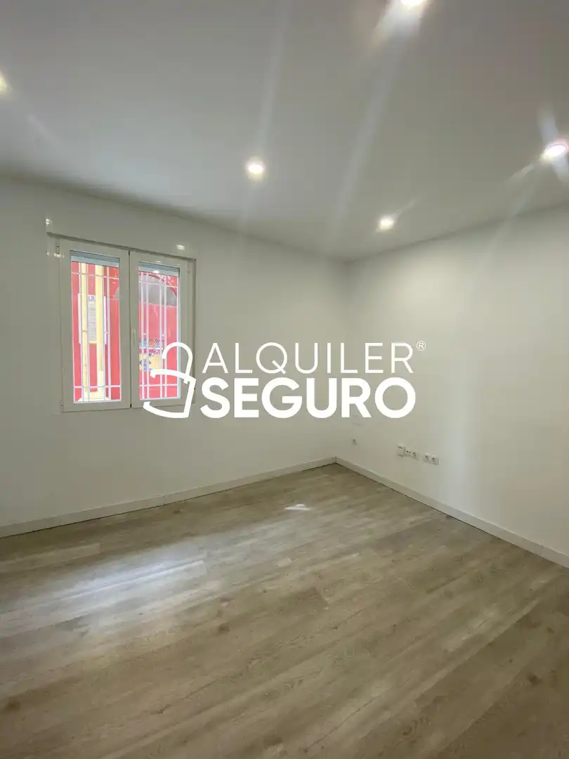 Flat with lift to rent in Fernández Iparraguirre, imagen 8
