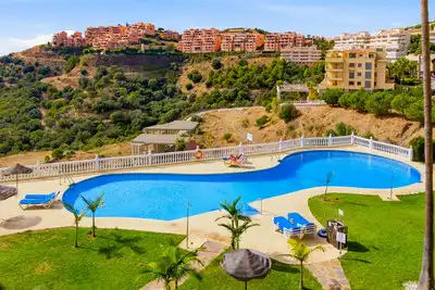 Piscina de Planta baixa en venda en Calahonda 