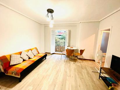 Living room of Flat to rent in  Valencia Capital  with Furnished, Washing machine and TV