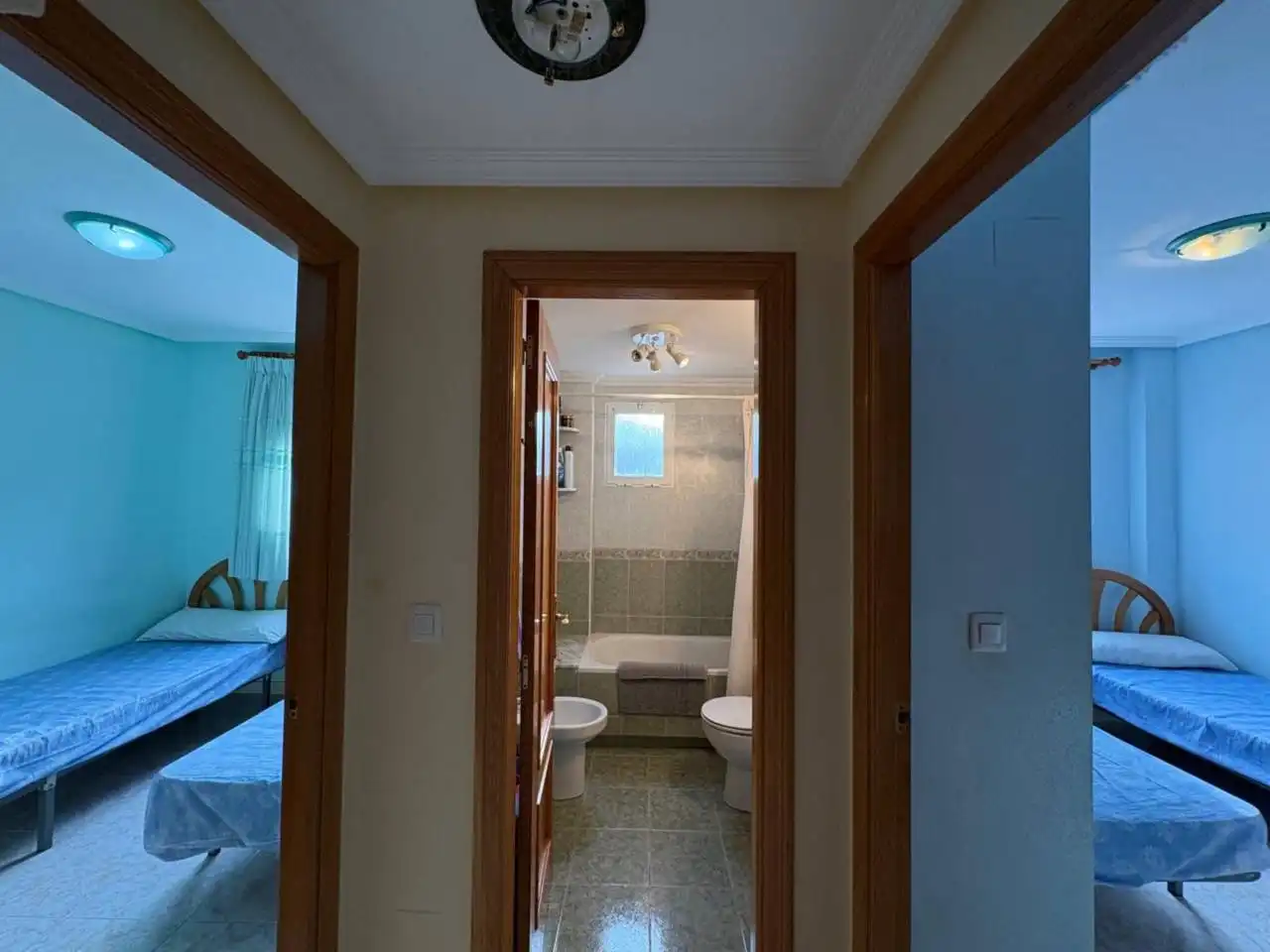 Baño de Piso en venta en Santa Pola con Terraza y Piscina comunitaria