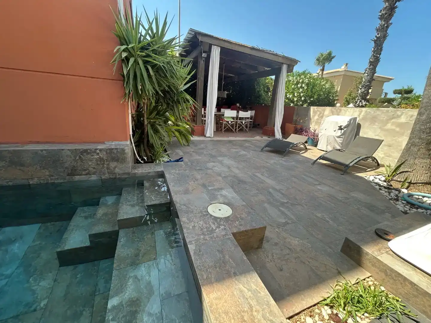 Terrassa de Casa o xalet de lloguer en Oliva amb Aire condicionat i Piscina