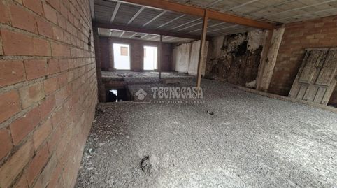 Foto 2 de Casa adosada en venta en Vilches, Jaén