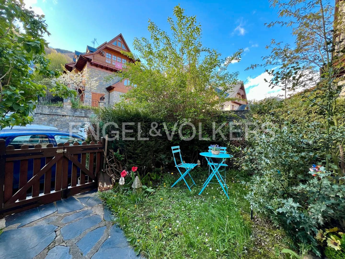 Exterior view of Single-family semi-detached for sale in Vielha e Mijaran  with Heating, Private garden and Terrace