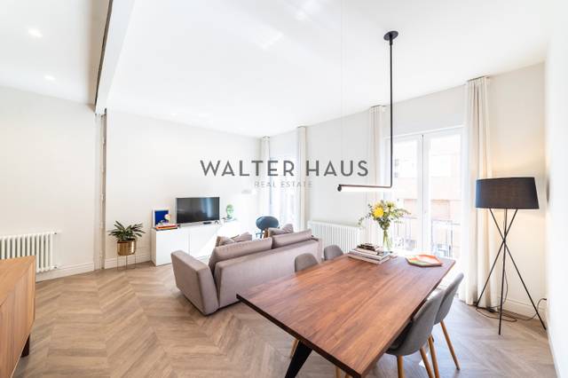 Piso en Venta en Calle de Ferrer del Río en Guindalera