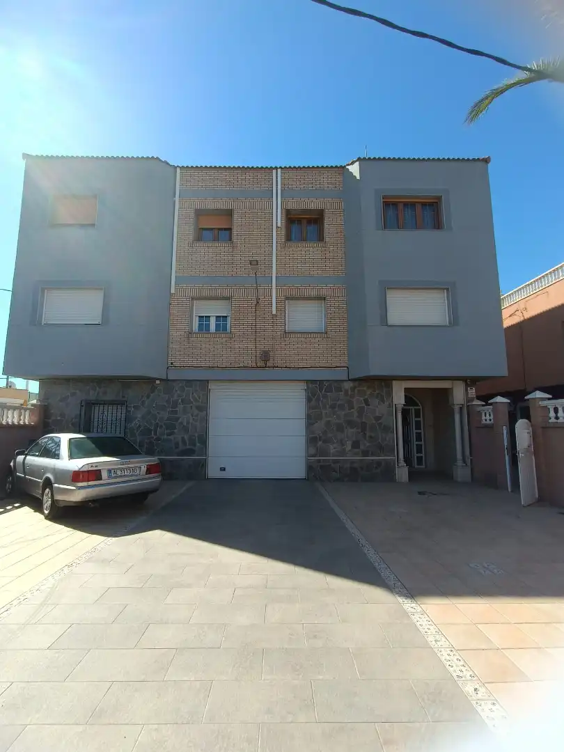 Aparcament de Edifici en venda en La Mojonera