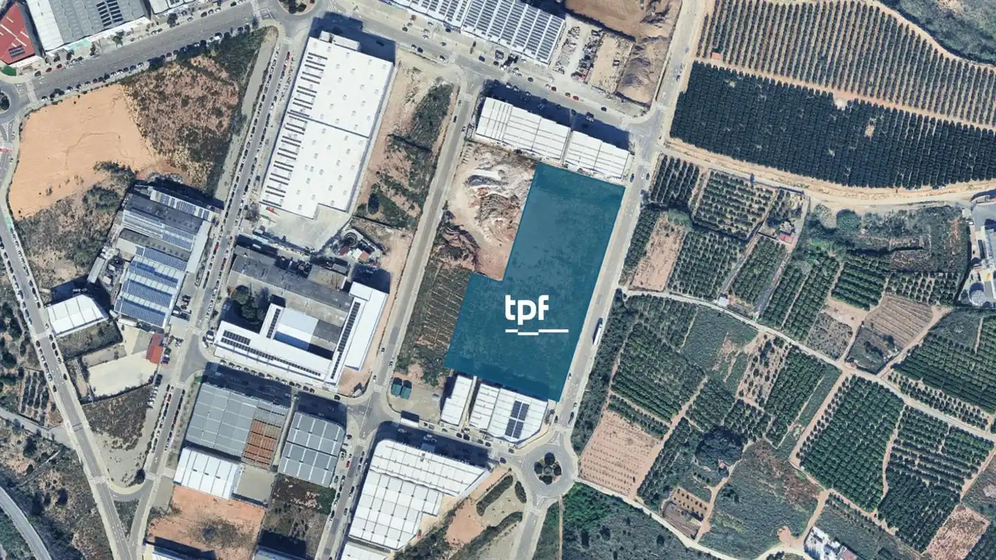 Terreno industrial en venta en Bétera