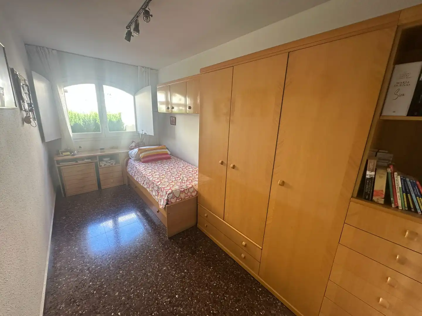 Habitación de Casa adosada en venta en Santa Coloma de Gramenet con Terraza y Balcón