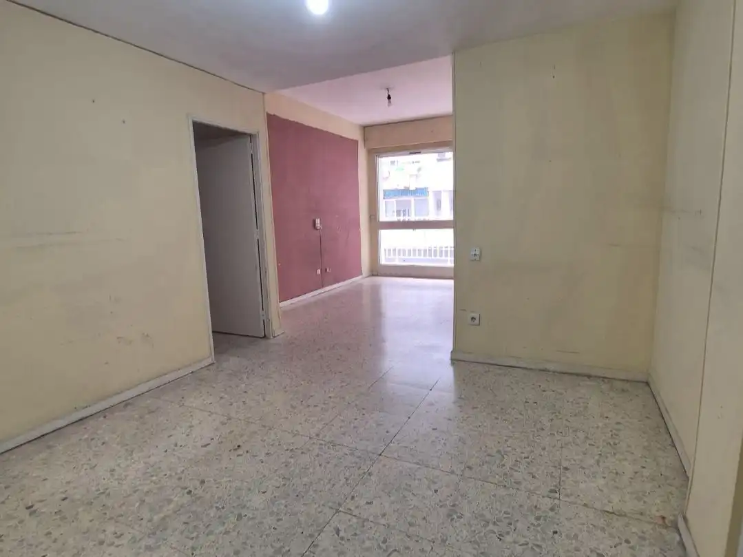 Living room of Flat for sale in Casco Antiguo