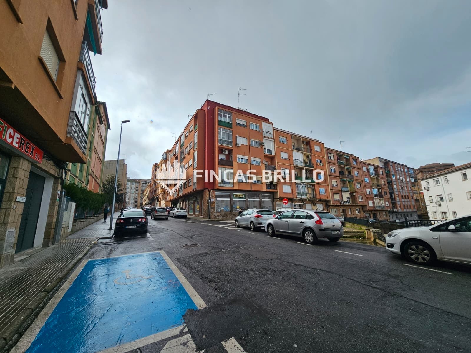 Exterior view of Flat for sale in Cáceres Capital  with Air Conditioner, Heating and Terrace