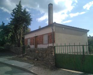 Vista exterior de Casa o xalet en venda en Segovia Capital