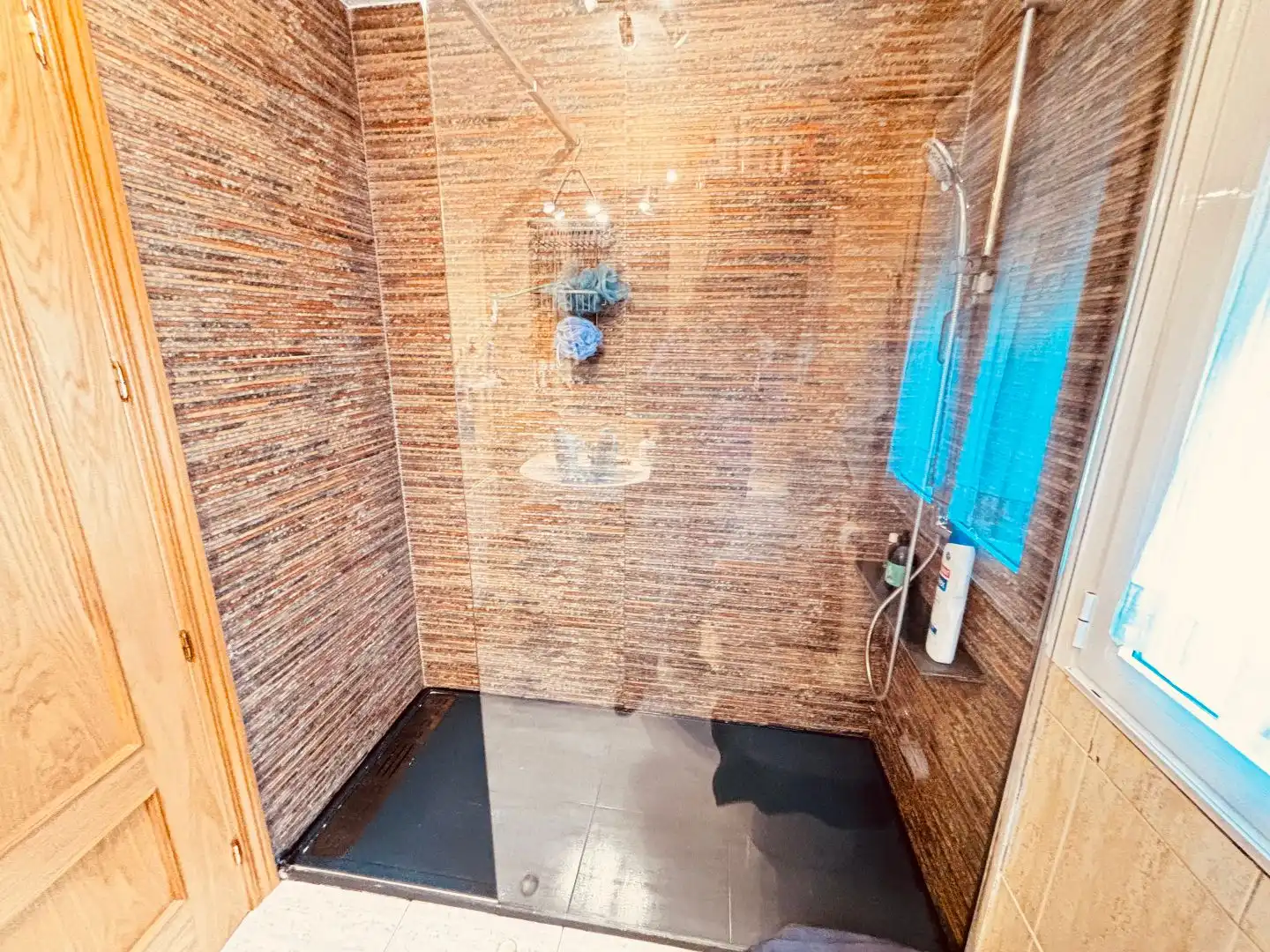 Bathroom of Houses for sale in Alpedrete, Madrid