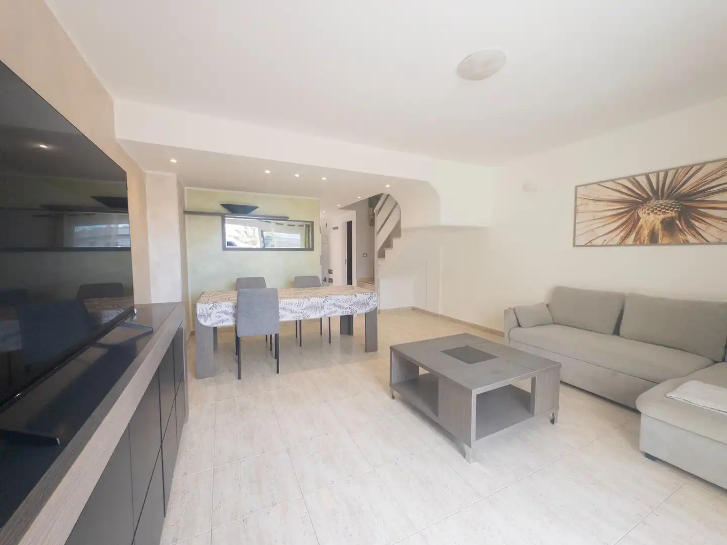 Sala de estar de Dúplex en venta en Adeje con Aire acondicionado, Jardín privado y Terraza