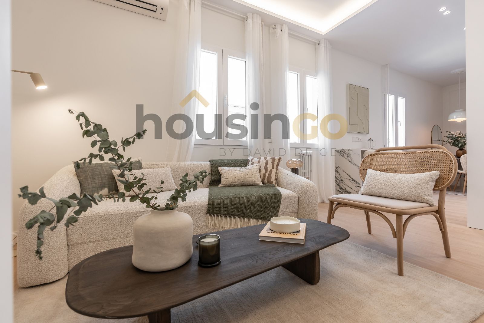 Sala d'estar de Pis en venda en  Madrid Capital amb Aire condicionat, Calefacció i Parquet