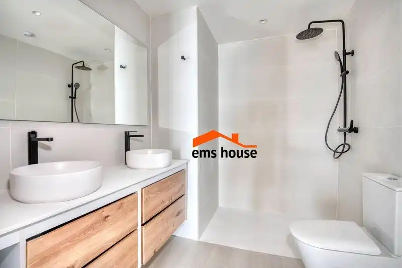 Baño de Apartamento en venta en Calonge i Sant Antoni con Aire acondicionado, Jardín privado y Terraza