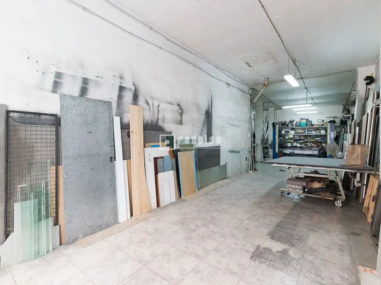 Local comercial en venda a Marino Albesa, imagen 3