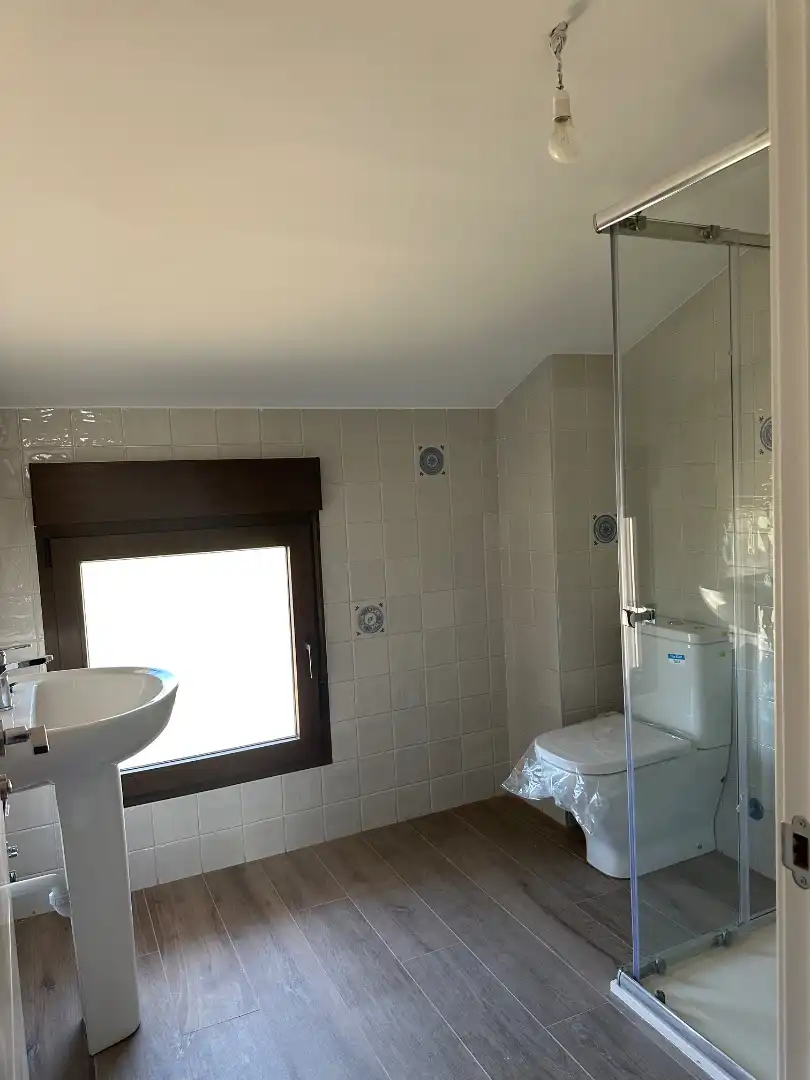 Bany de Casa adosada en venda en Traspinedo amb Calefacció i Terrassa
