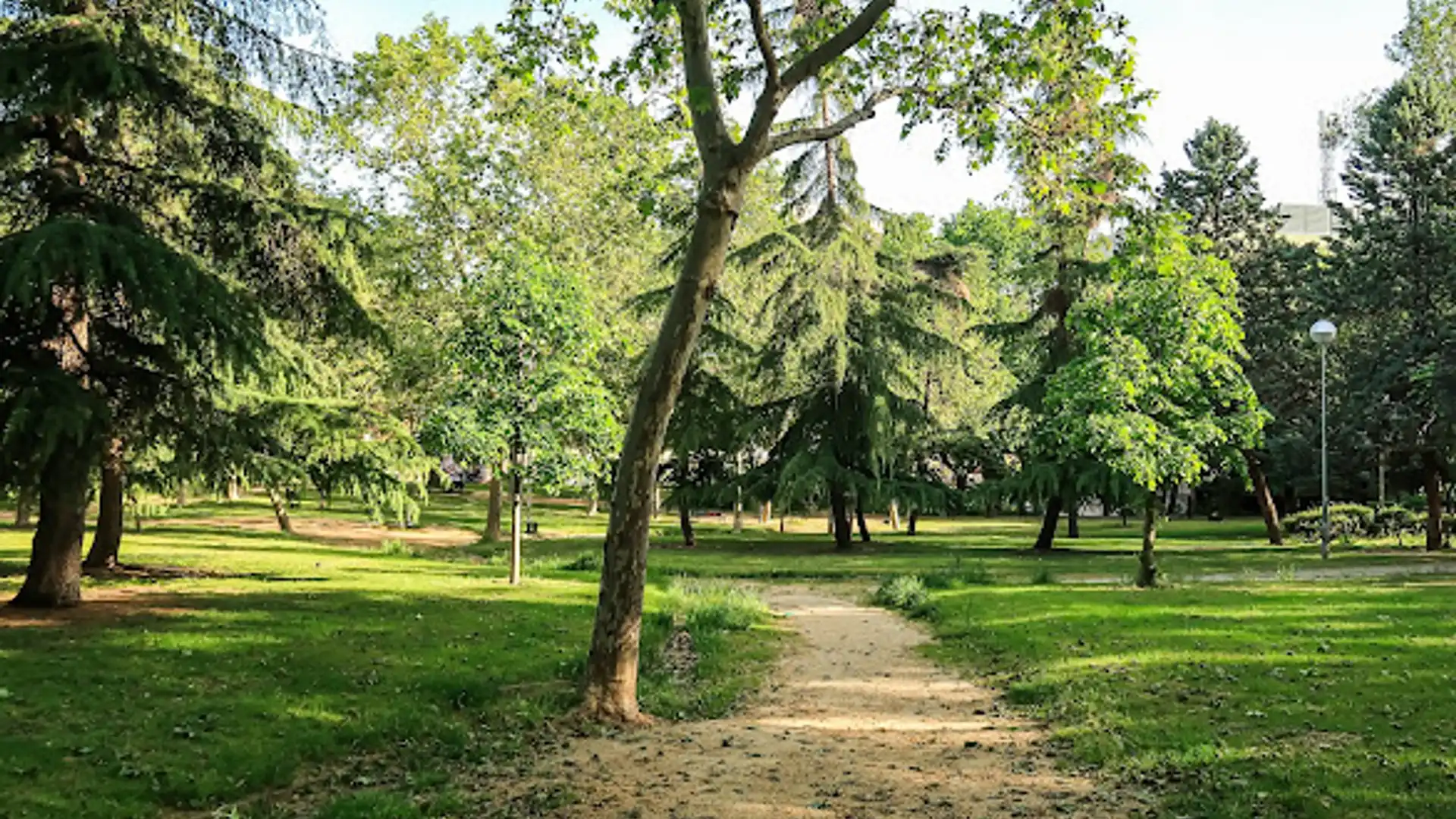 Jardín de Piso en venta en  Madrid Capital con Aire acondicionado, Calefacción y Terraza