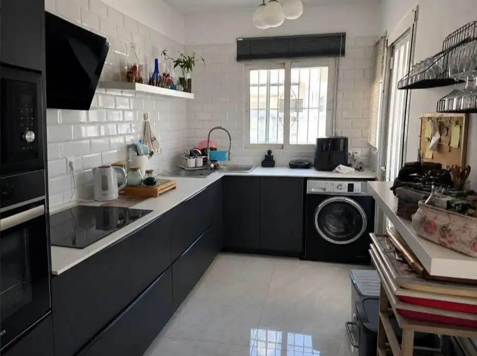 Cocina de Dúplex en venta en Torrevieja con Terraza, Piscina y Amueblado