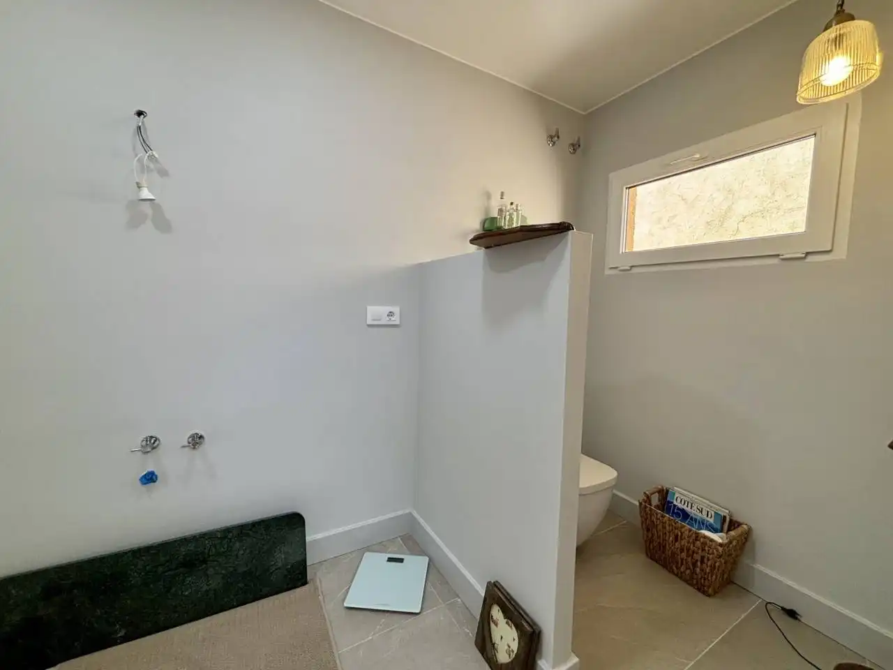 Baño de Piso de alquiler en Sant Feliu de Guíxols con Terraza y Amueblado