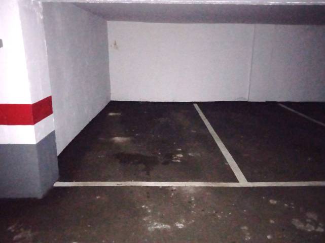 Garaje en Alquiler en La Morería