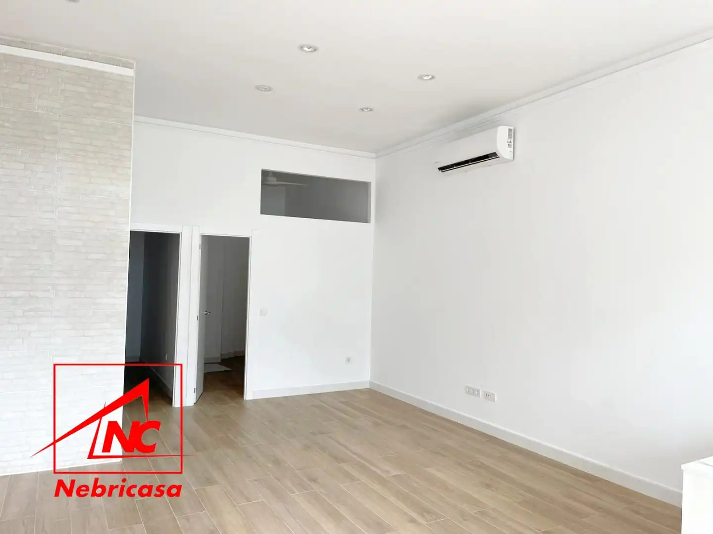 Commercial properties for sale in Costa Ballena Golf