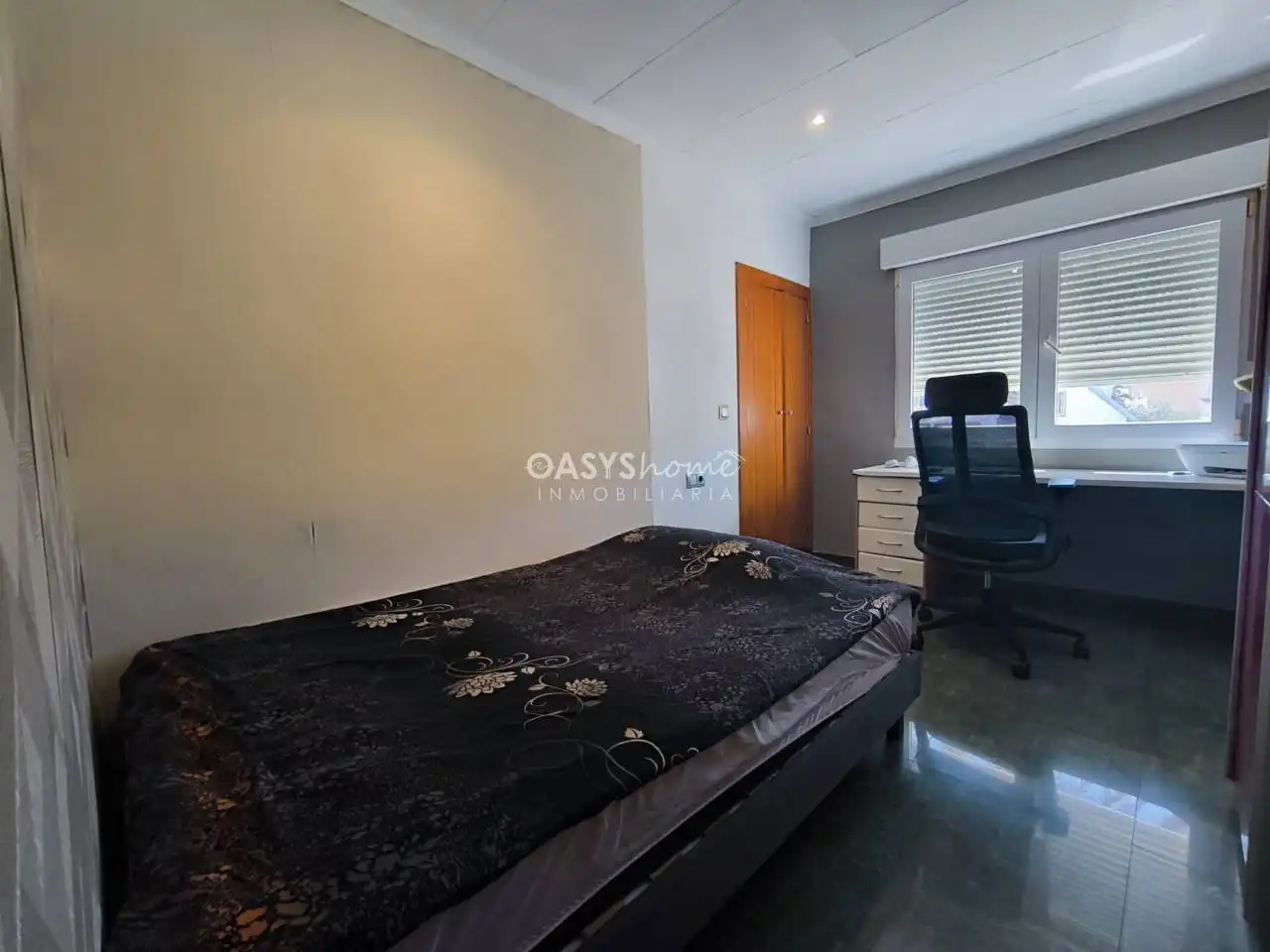 Bedroom of Flat for sale in Cartagena  with Terrace and Storage room