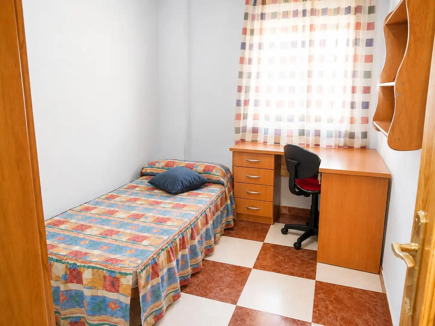 Bedroom of Flat for rent in Málaga  with Private garden, Terrace and Furnished