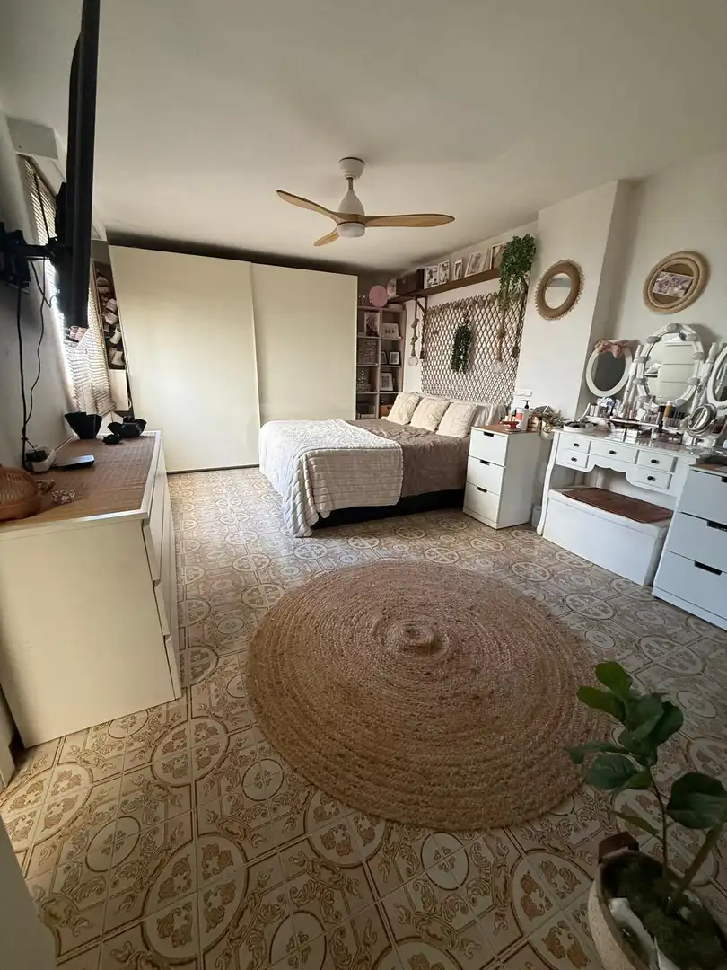 Habitación de Ático en venta en Benicasim / Benicàssim con Terraza, Amueblado y Balcón