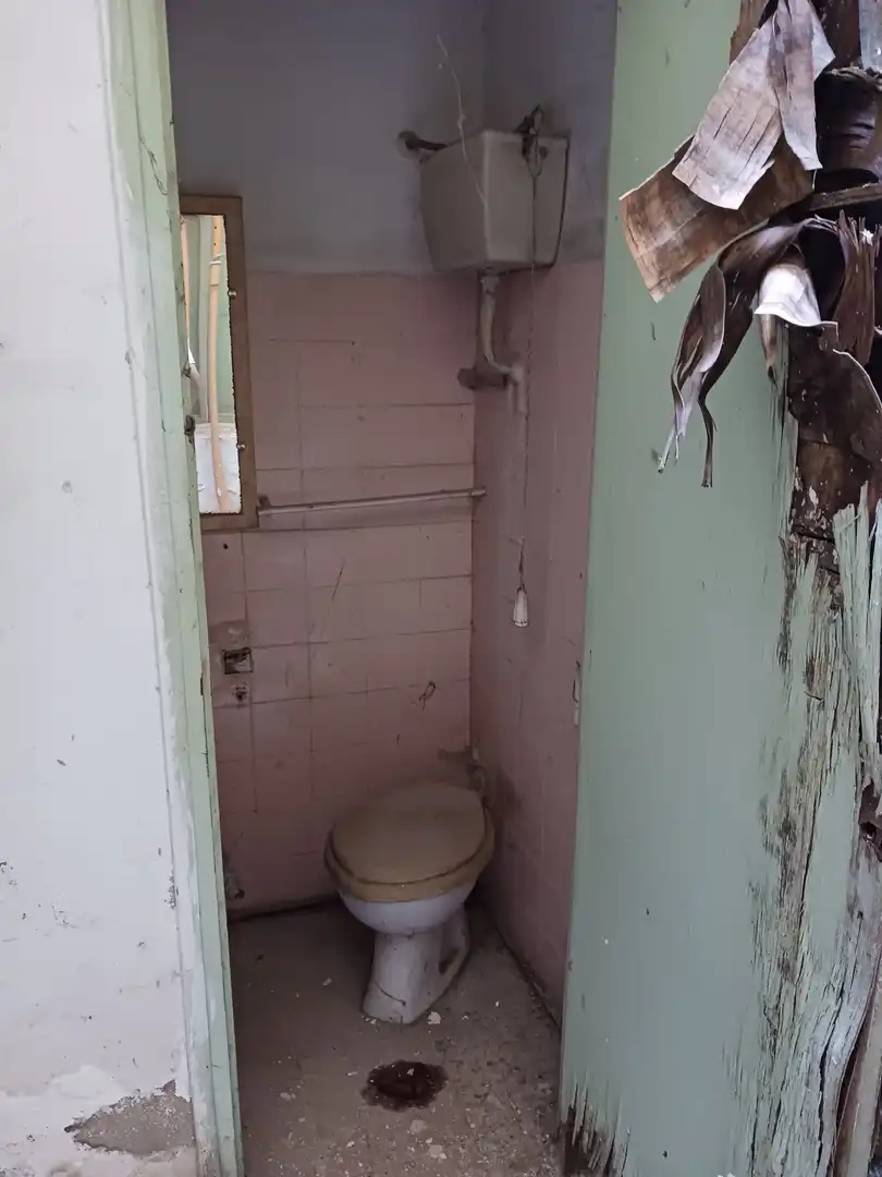 Badezimmer von Gebäude zum Verkauf in Elche / Elx