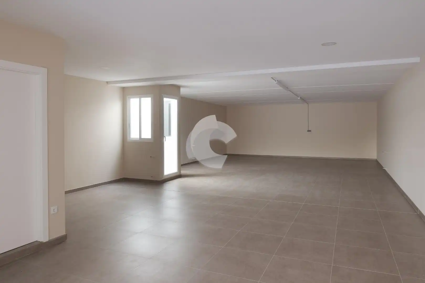 Casa adosada en venda en Ourense Capital  amb Jardí privat