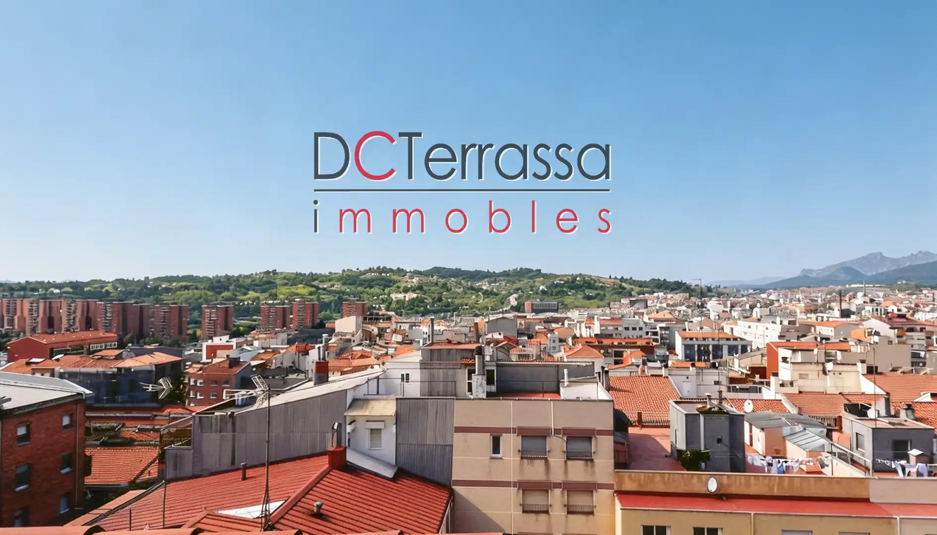 Vista exterior de Ático en venta en Terrassa con Aire acondicionado, Calefacción y Terraza